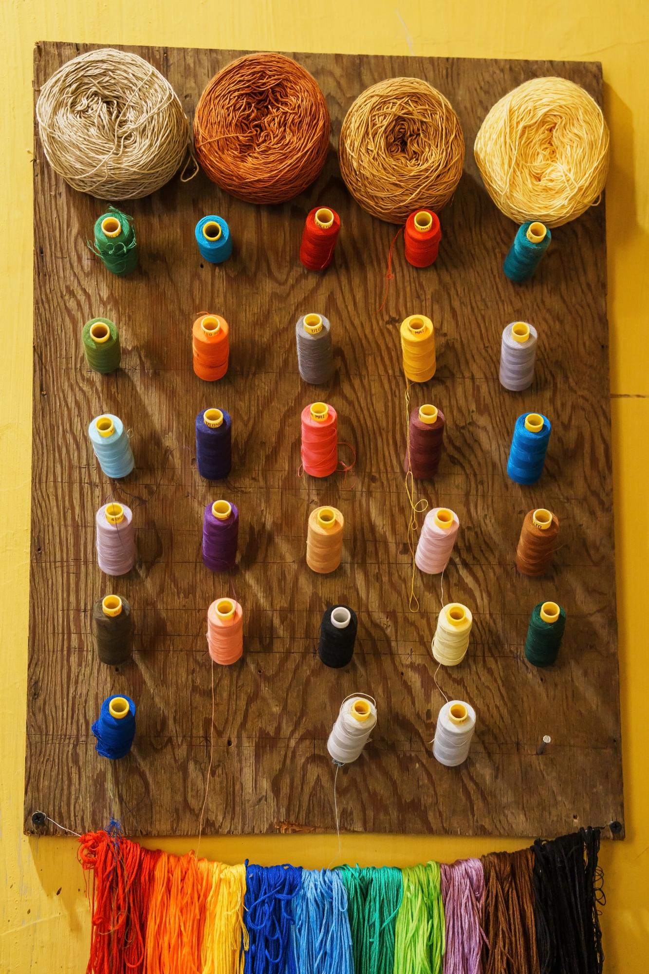 Stitch sample library and threads